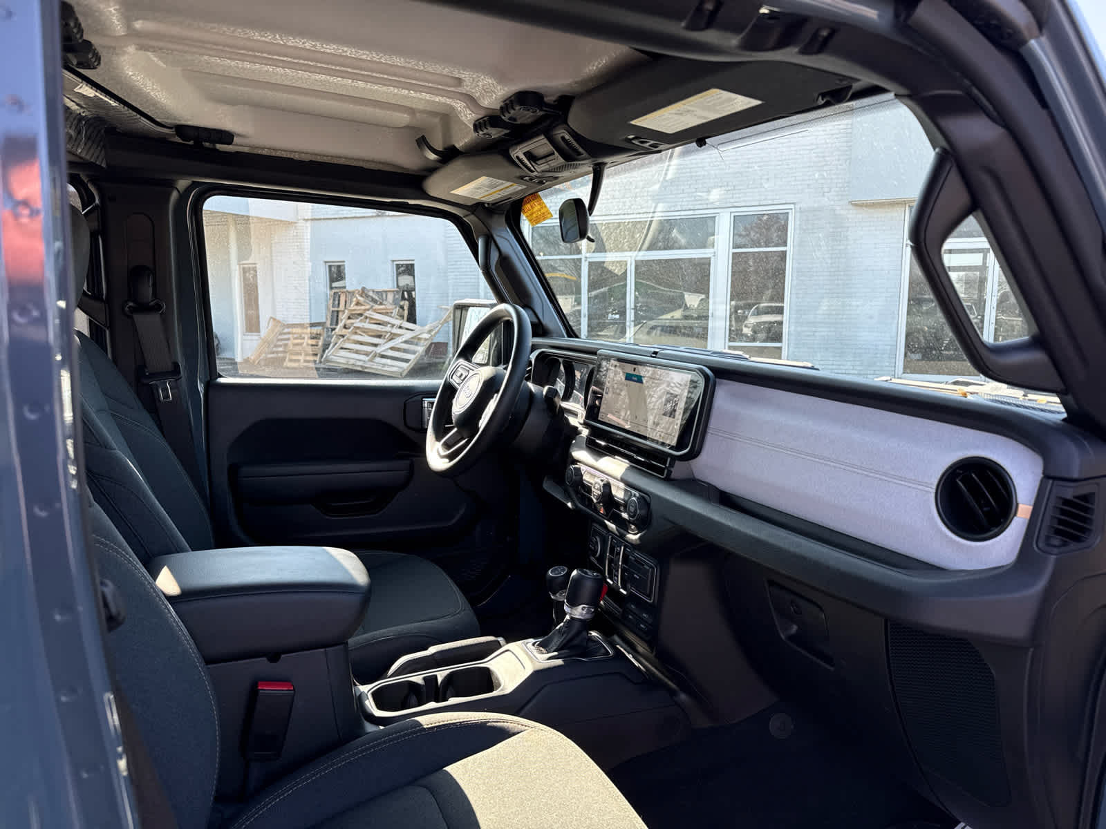 2025 Jeep Wrangler 4-Door Sport 4x4