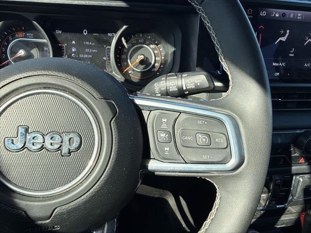 2025 Jeep Wrangler 4-Door Sahara 4x4