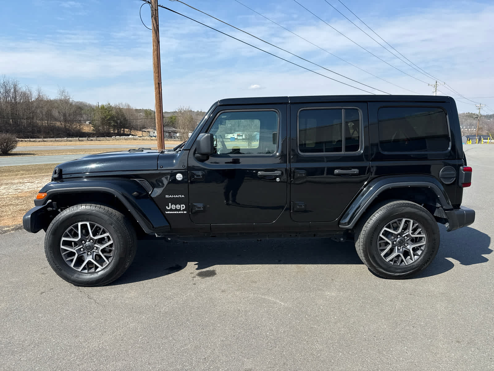 2024 Jeep Wrangler 4-Door Sahara 4x4