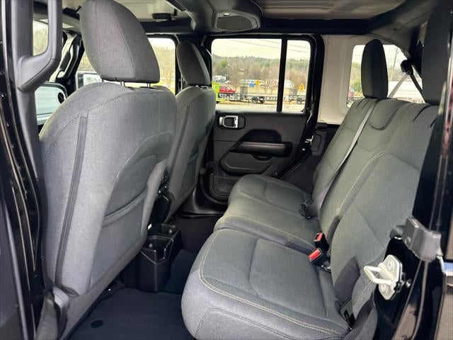 2024 Jeep Wrangler 4-Door Sahara 4x4