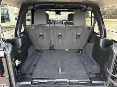 2024 Jeep Wrangler 4-Door Sahara 4x4