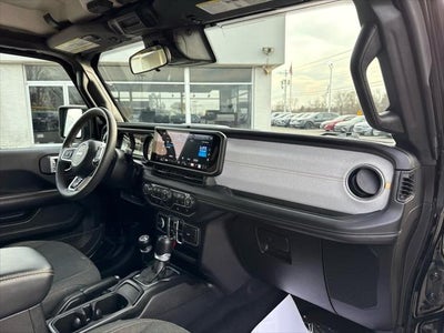 2024 Jeep Wrangler 4-Door Sahara 4x4