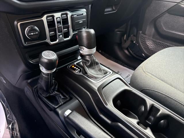 2024 Jeep Wrangler 4-Door Sahara 4x4