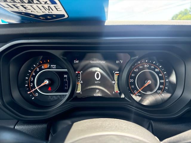 2025 Jeep Wrangler 4-Door Sahara 4x4