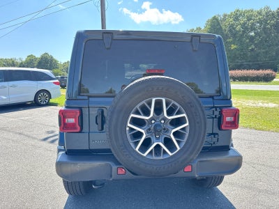 2025 Jeep Wrangler 4-Door Sahara 4x4