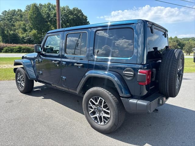 2025 Jeep Wrangler 4-Door Sahara 4x4