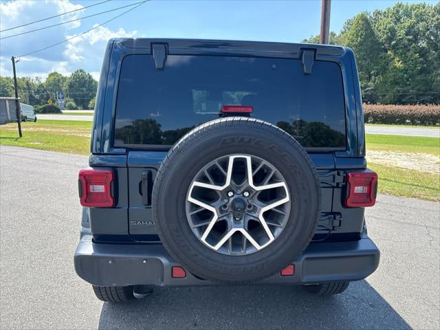 2025 Jeep Wrangler 4-Door Sahara 4x4