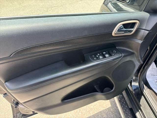 2015 Jeep Grand Cherokee Laredo