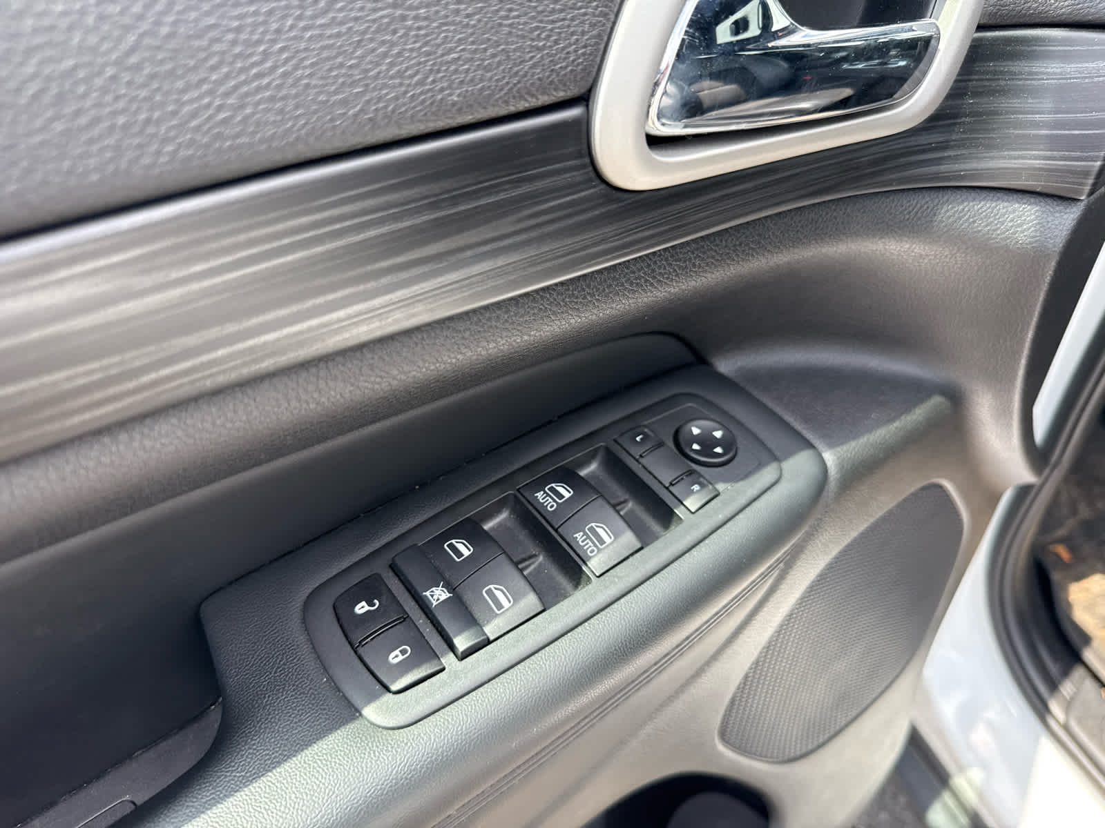 2020 Jeep Grand Cherokee North