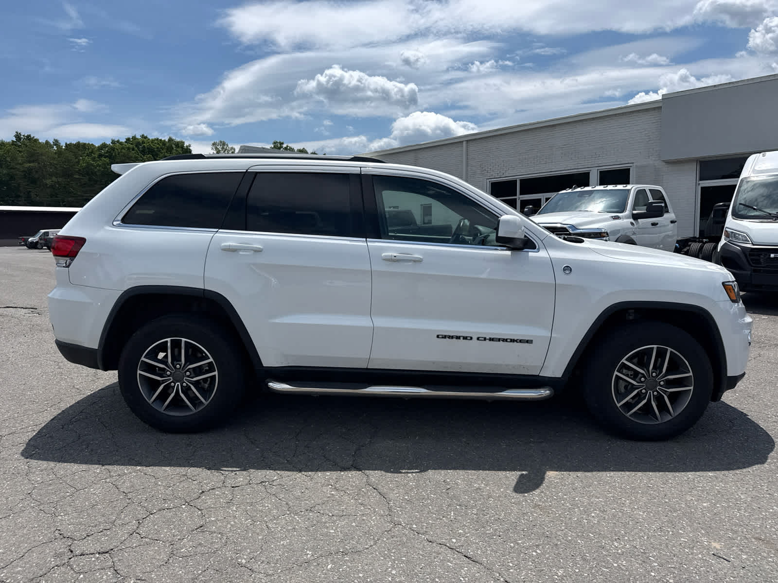 2020 Jeep Grand Cherokee North