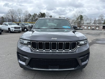 2025 Jeep Grand Cherokee Laredo 4x4