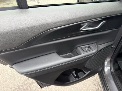 2025 Jeep Grand Cherokee Laredo 4x4