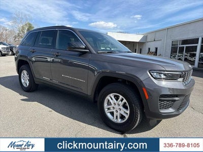 2025 Jeep Grand Cherokee Laredo 4x4