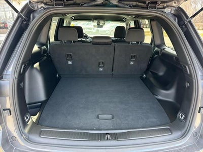 2025 Jeep Grand Cherokee Laredo 4x4