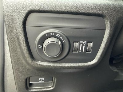 2025 Jeep Grand Cherokee Laredo 4x4