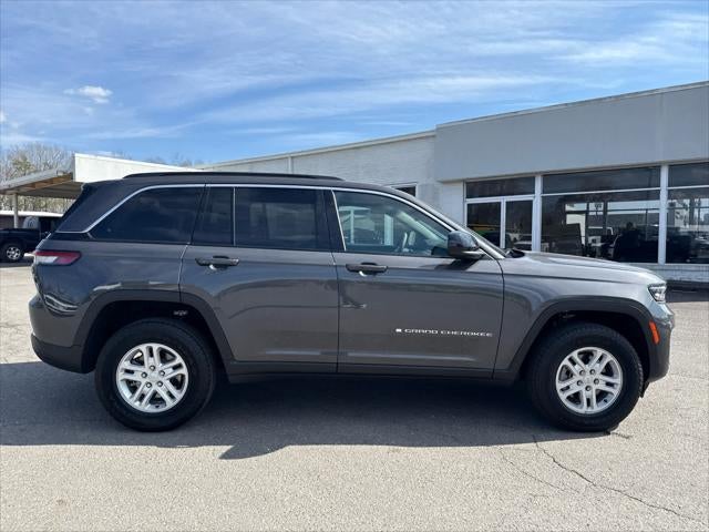 2025 Jeep Grand Cherokee Laredo 4x4