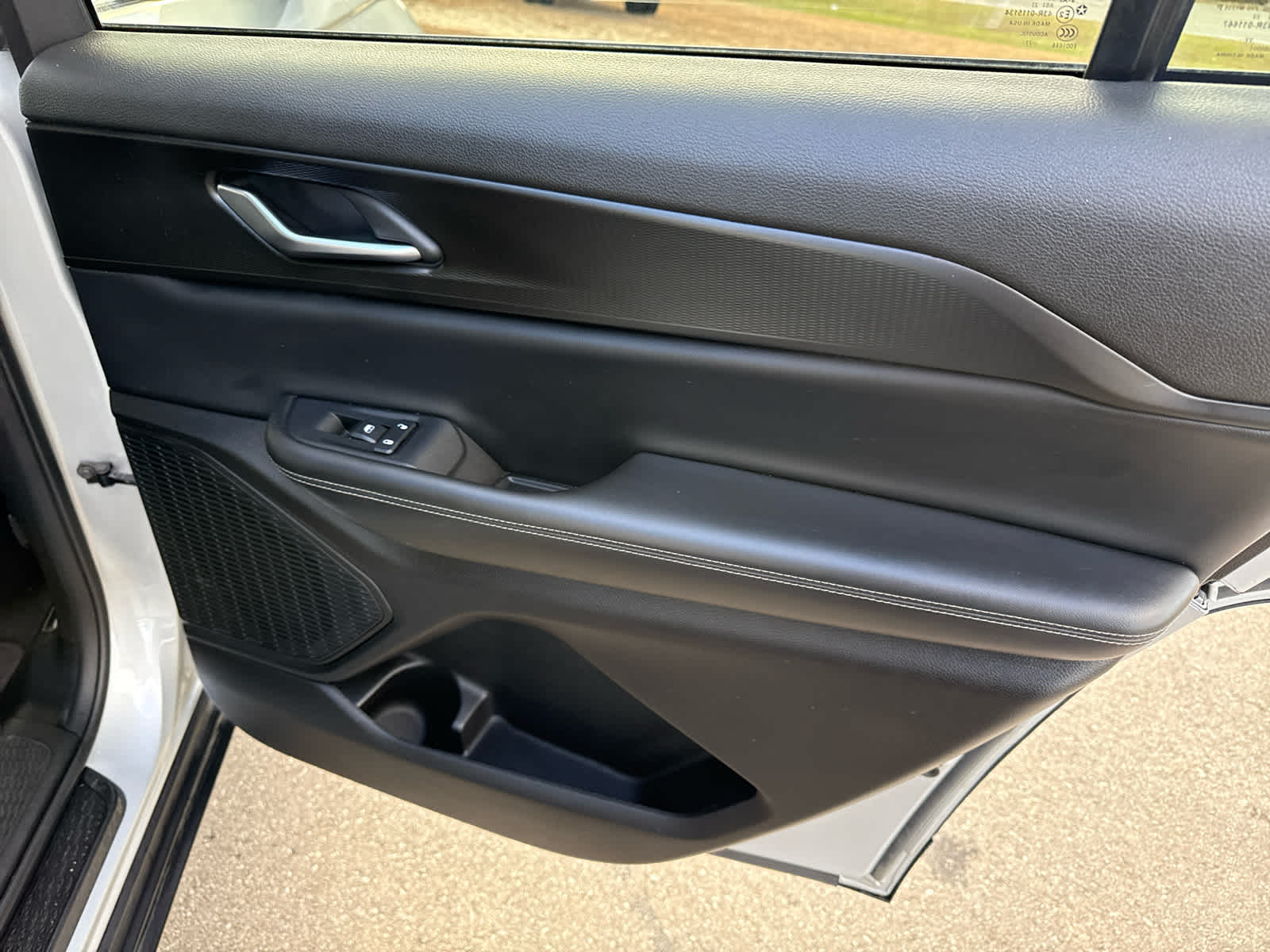 2023 Jeep Grand Cherokee L Laredo 4x4