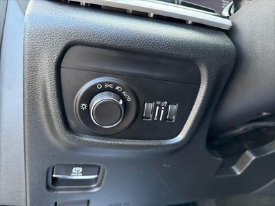 2023 Jeep Grand Cherokee L Laredo 4x4