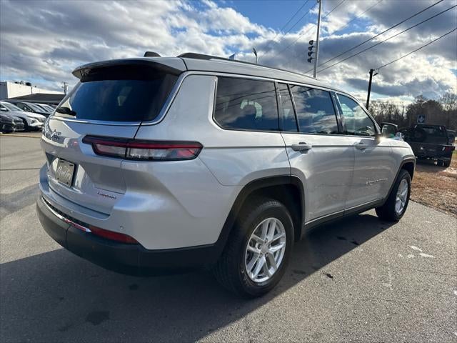 2023 Jeep Grand Cherokee L Laredo 4x4