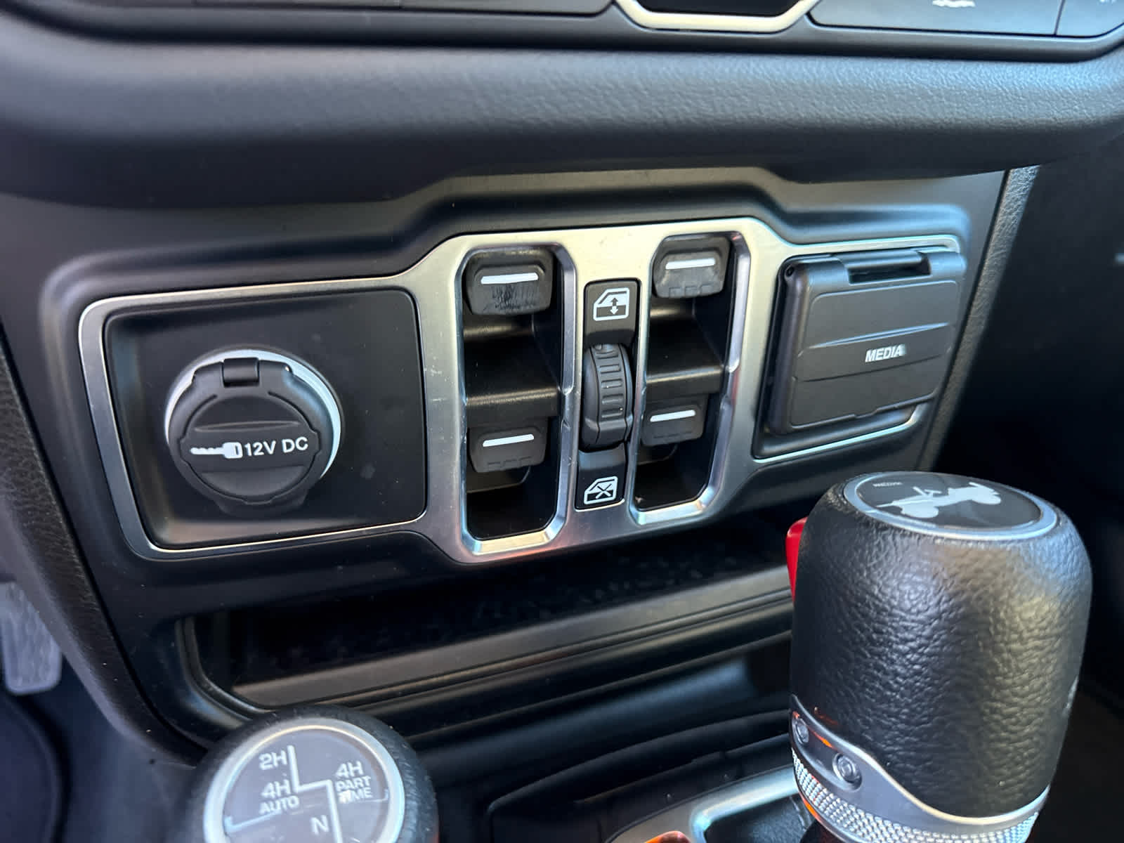 2024 Jeep Wrangler 4xe Sahara 4xe