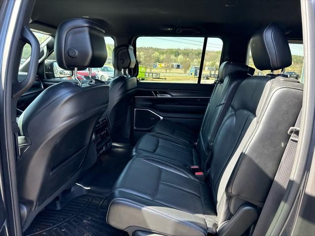 2023 Jeep Wagoneer Series III 4x4