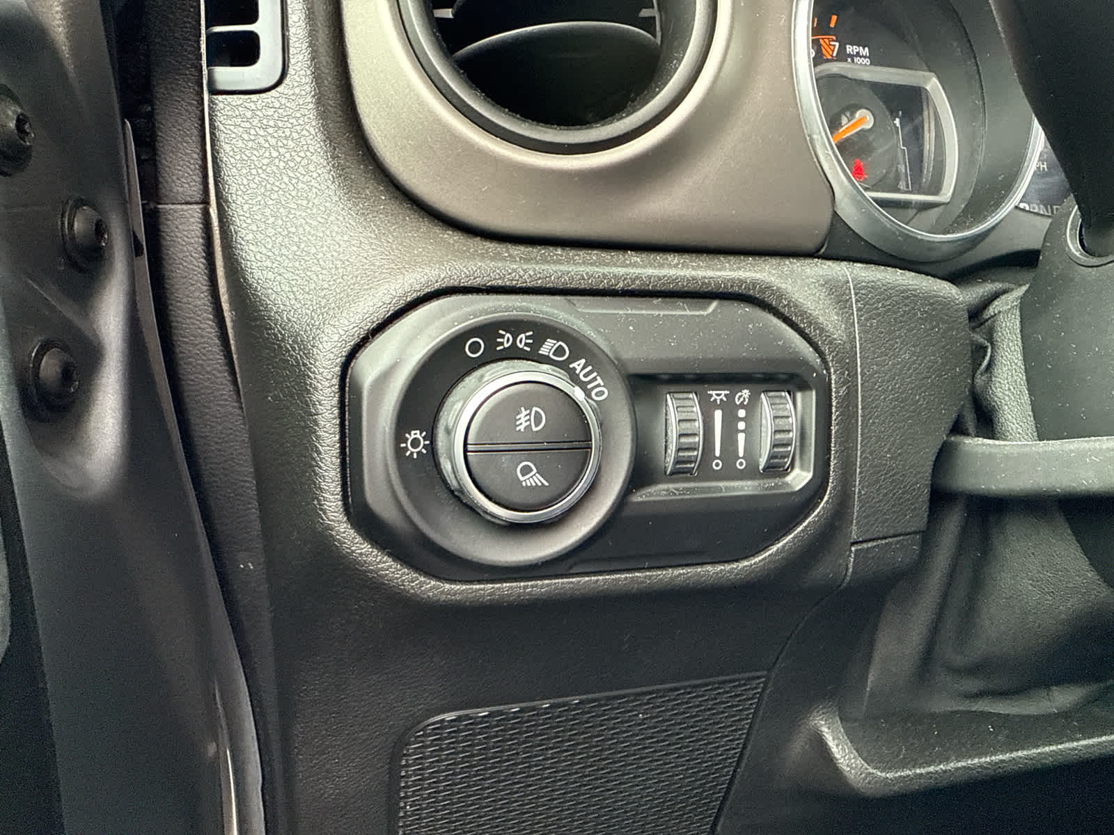 2020 Jeep Gladiator Sport S 4X4