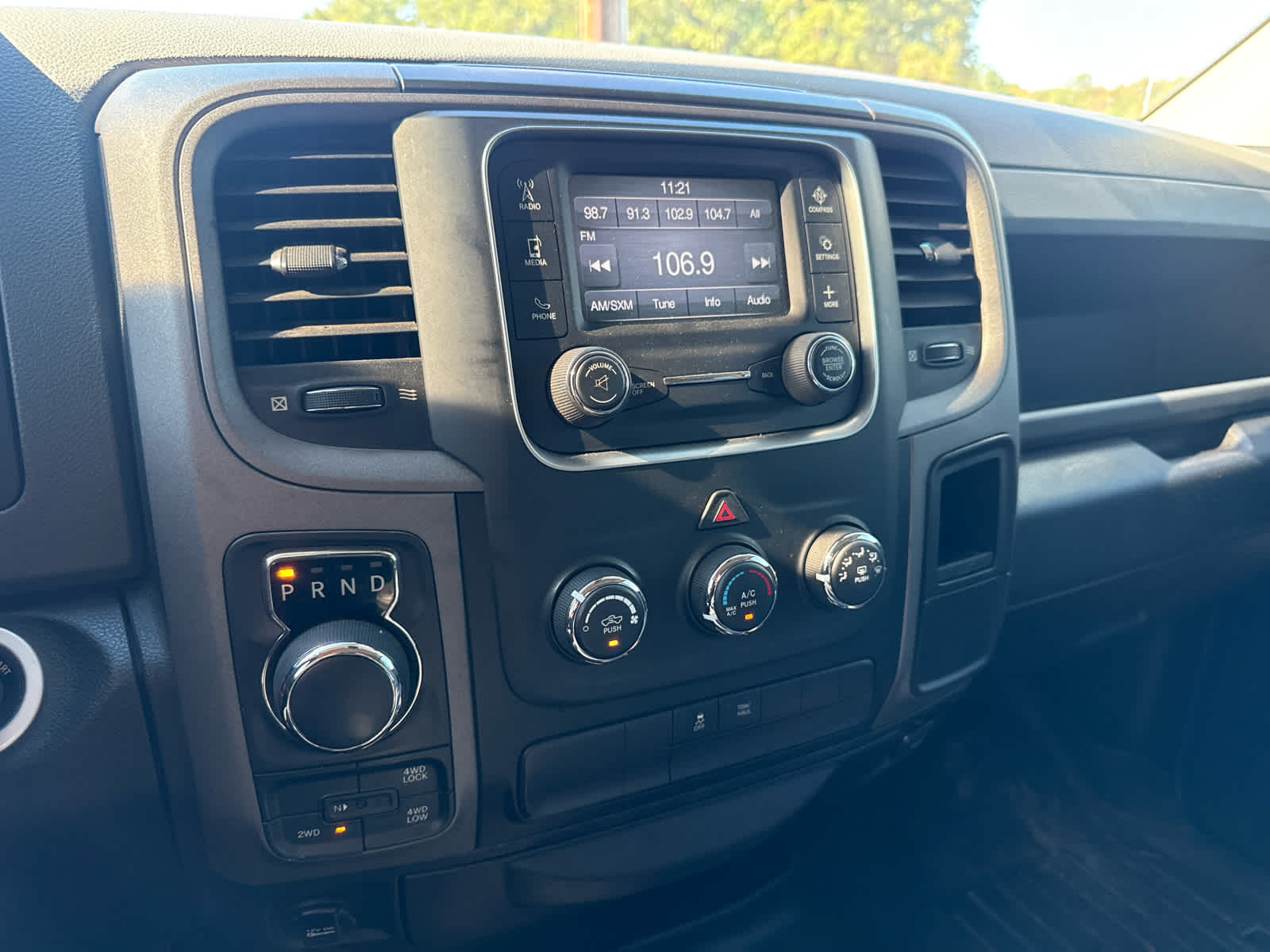 2018 RAM 1500 Express Quad Cab 4x4 6'4' Box