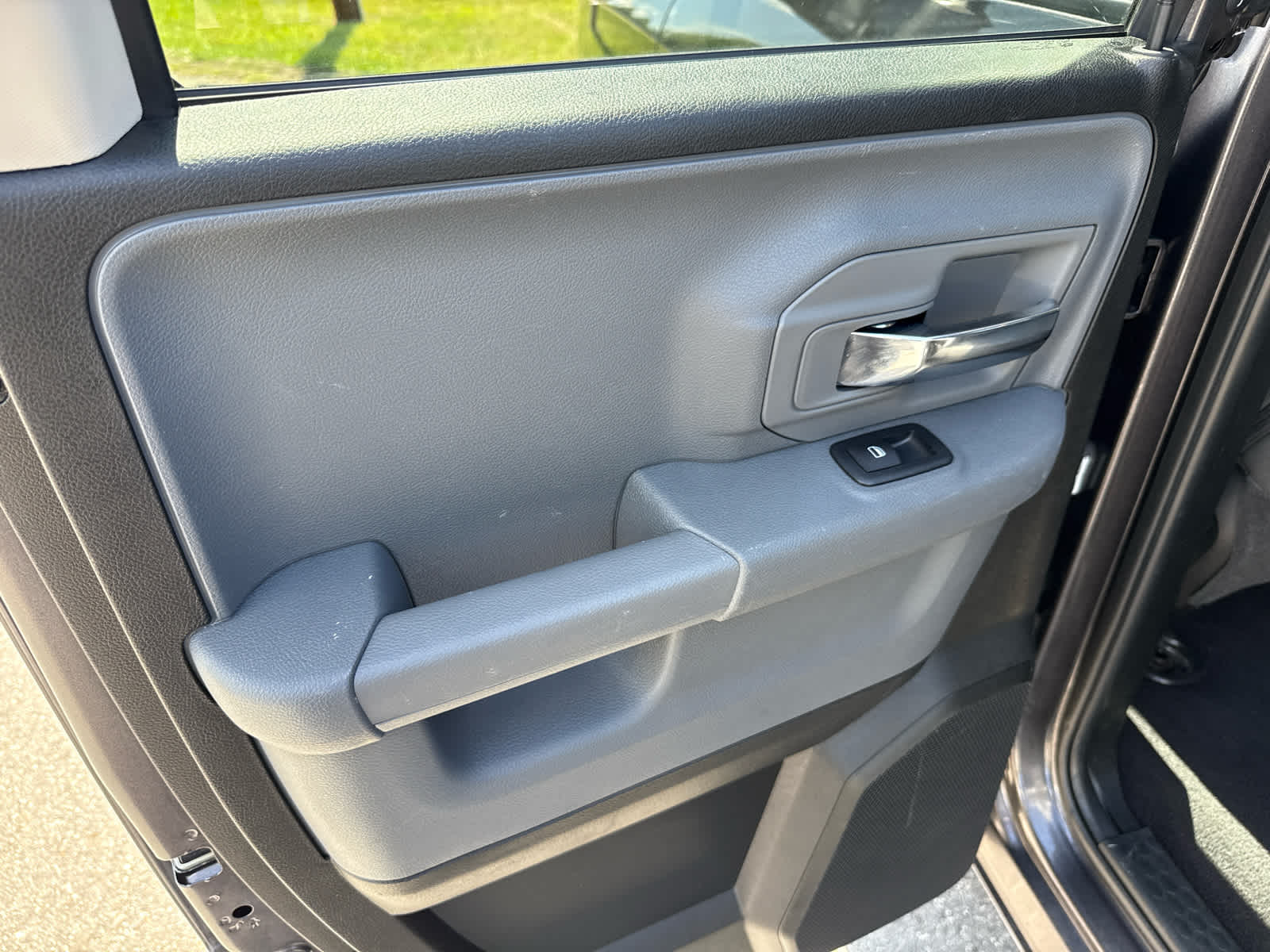 2024 RAM 1500 Classic SLT Quad Cab 4x4 6'4' Box