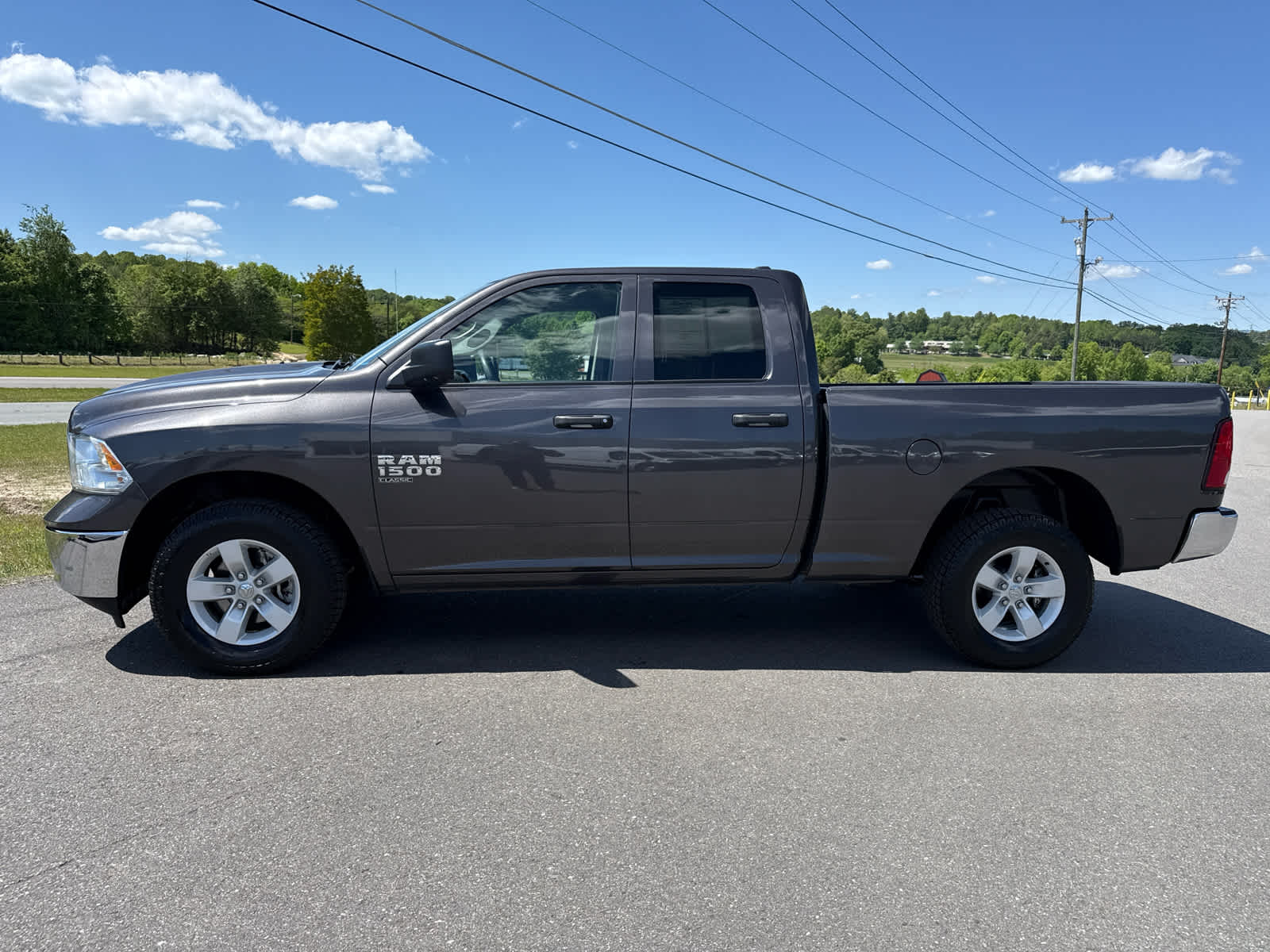 2024 RAM 1500 Classic SLT Quad Cab 4x4 6'4' Box