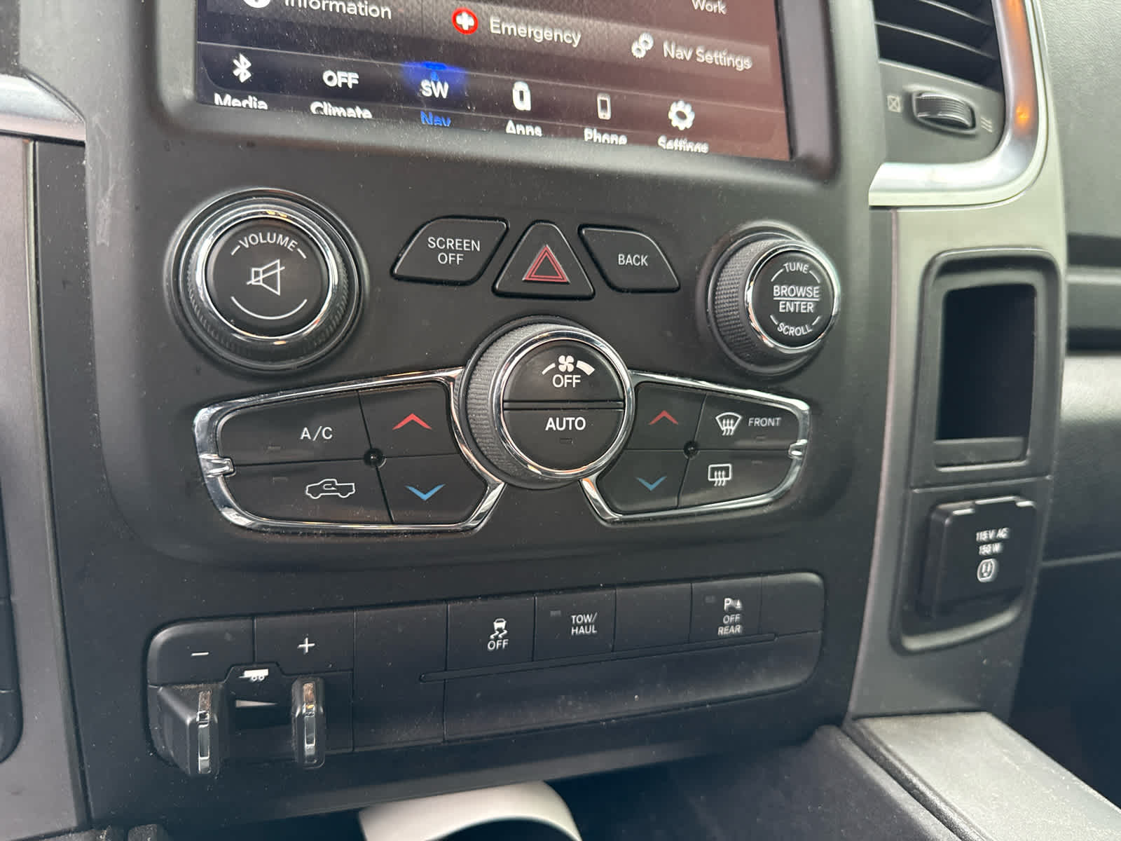 2021 RAM 1500 Classic Warlock Quad Cab 4x4 6'4' Box