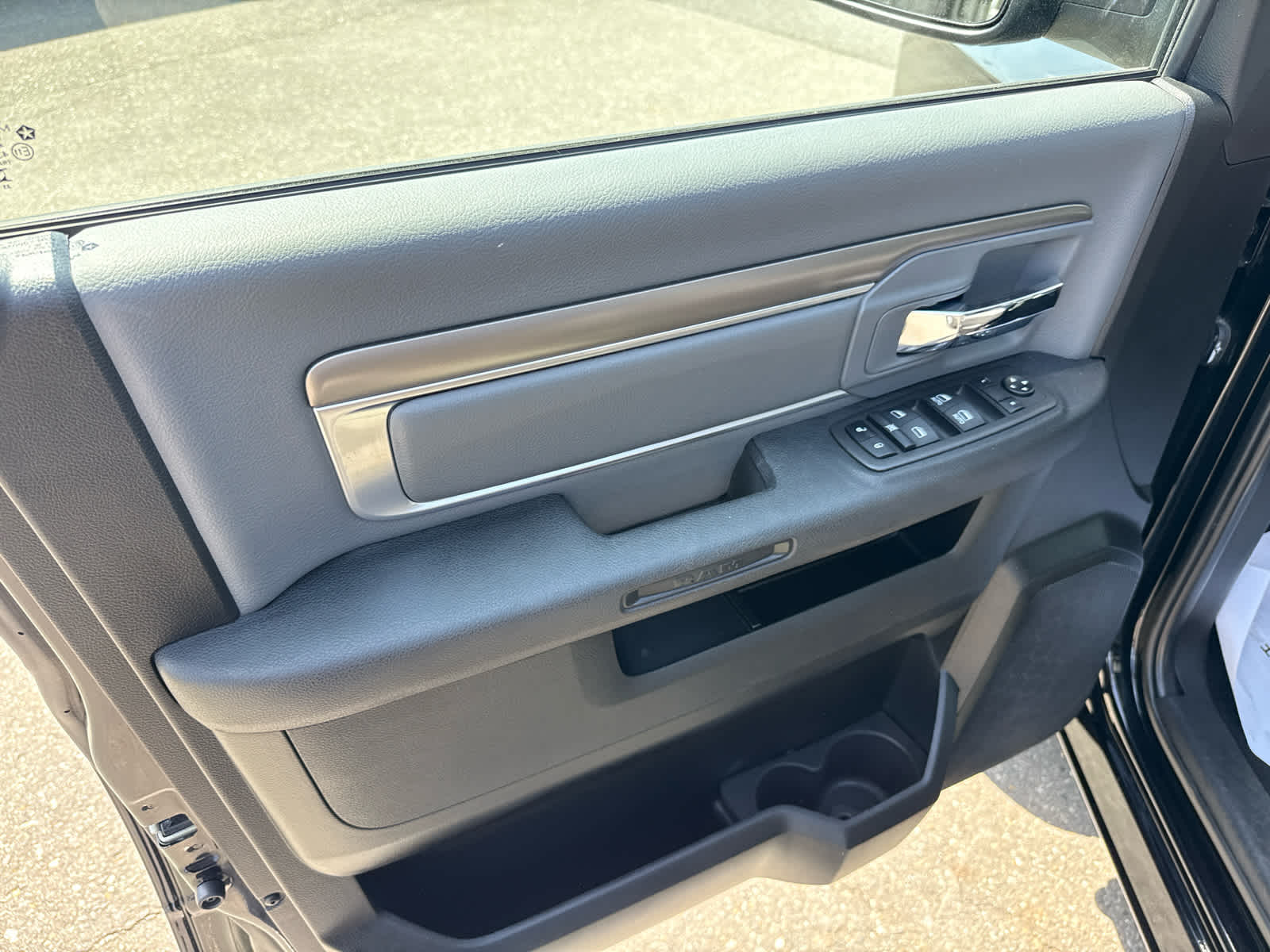 2024 RAM 1500 Classic SLT Quad Cab 4x4 6'4' Box