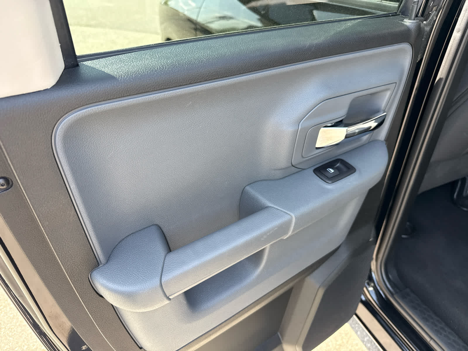 2024 RAM 1500 Classic SLT Quad Cab 4x4 6'4' Box