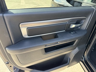 2024 RAM 1500 Classic Warlock Crew Cab 4x4 5'7' Box