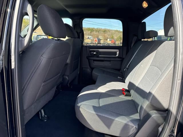 2024 RAM 1500 Classic Warlock Crew Cab 4x4 5'7' Box