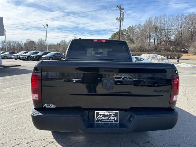 2024 RAM 1500 Classic Warlock Crew Cab 4x4 5'7' Box