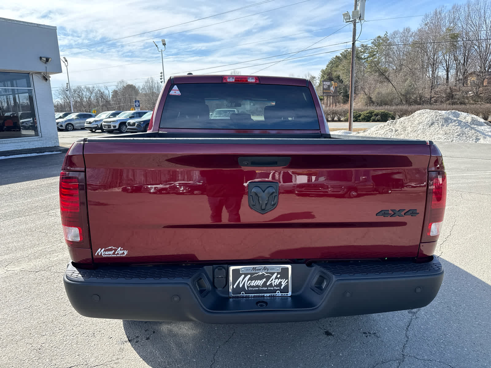 2024 RAM 1500 Classic Warlock Crew Cab 4x4 5'7' Box