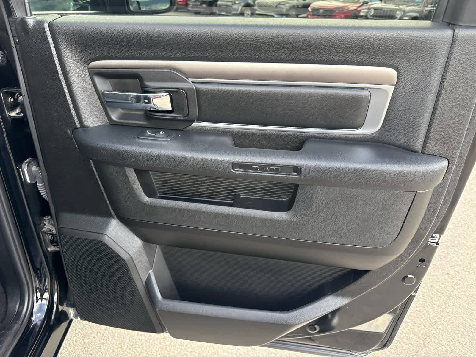 2024 RAM 1500 Classic Warlock Crew Cab 4x4 5'7' Box