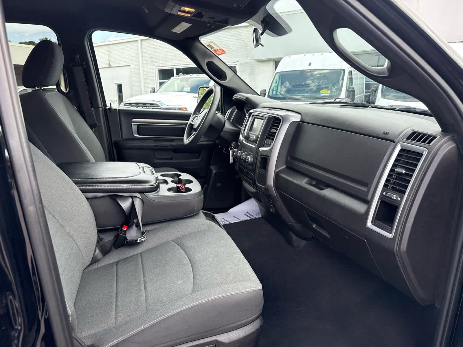2024 RAM 1500 Classic Warlock Crew Cab 4x4 5'7' Box
