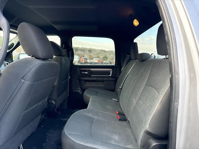 2024 RAM 1500 Classic Warlock Crew Cab 4x4 5'7' Box