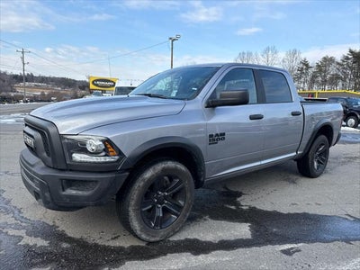 2024 RAM 1500 Classic Warlock Crew Cab 4x4 5'7' Box
