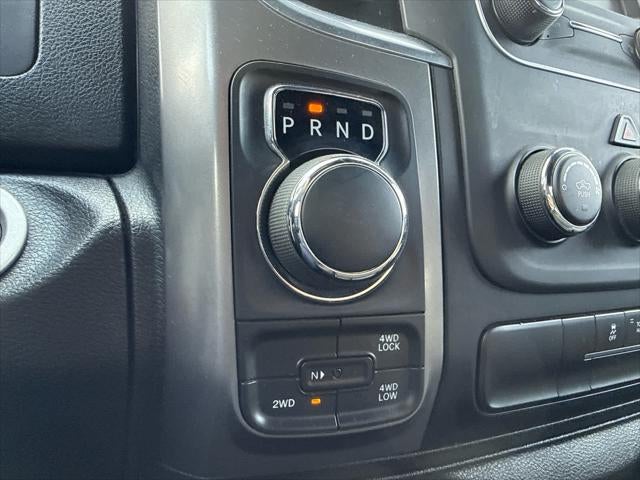 2024 RAM 1500 Classic Warlock Crew Cab 4x4 5'7' Box