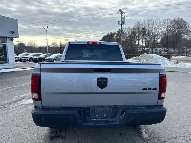 2024 RAM 1500 Classic Warlock Crew Cab 4x4 5'7' Box