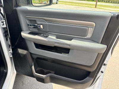 2019 RAM 1500 Classic Warlock Crew Cab 4x4 5'7' Box