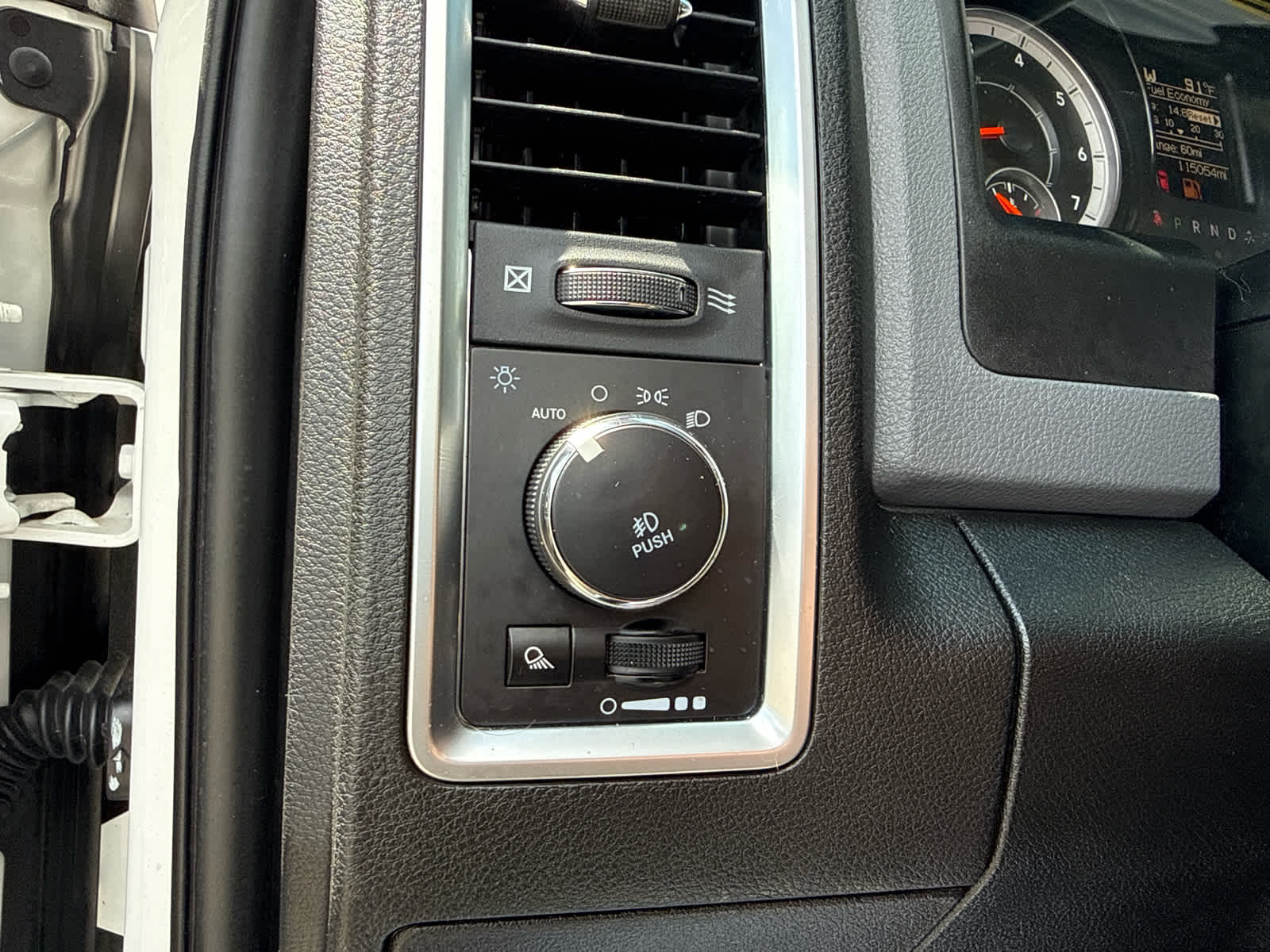 2019 RAM 1500 Classic Warlock Crew Cab 4x4 5'7' Box