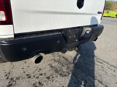 2019 RAM 1500 Classic Warlock Crew Cab 4x4 5'7' Box