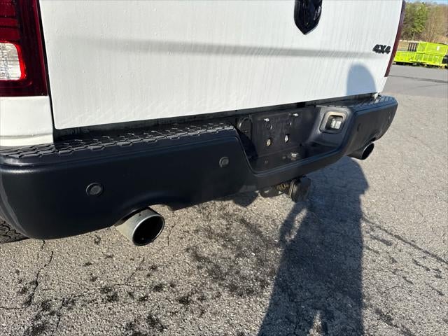 2019 RAM 1500 Classic Warlock Crew Cab 4x4 5'7' Box