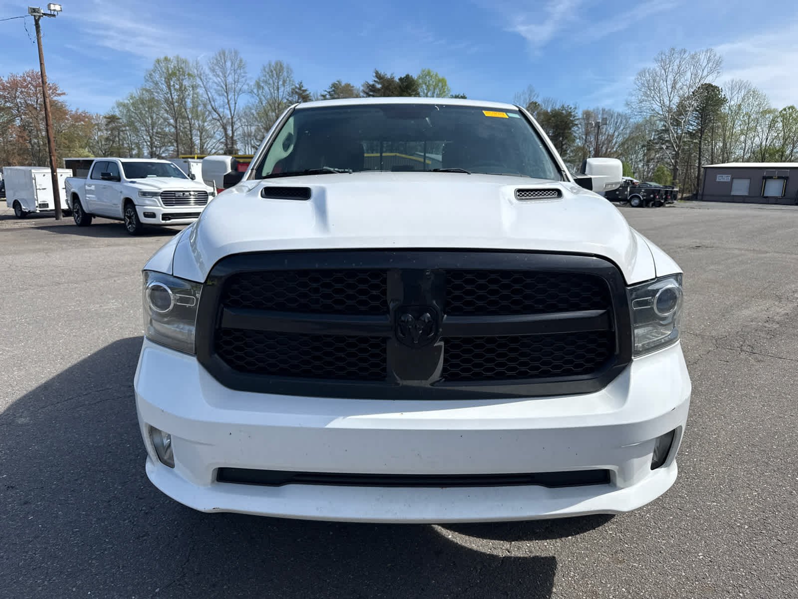 2017 RAM 1500 Night Crew Cab 4x4 5'7' Box