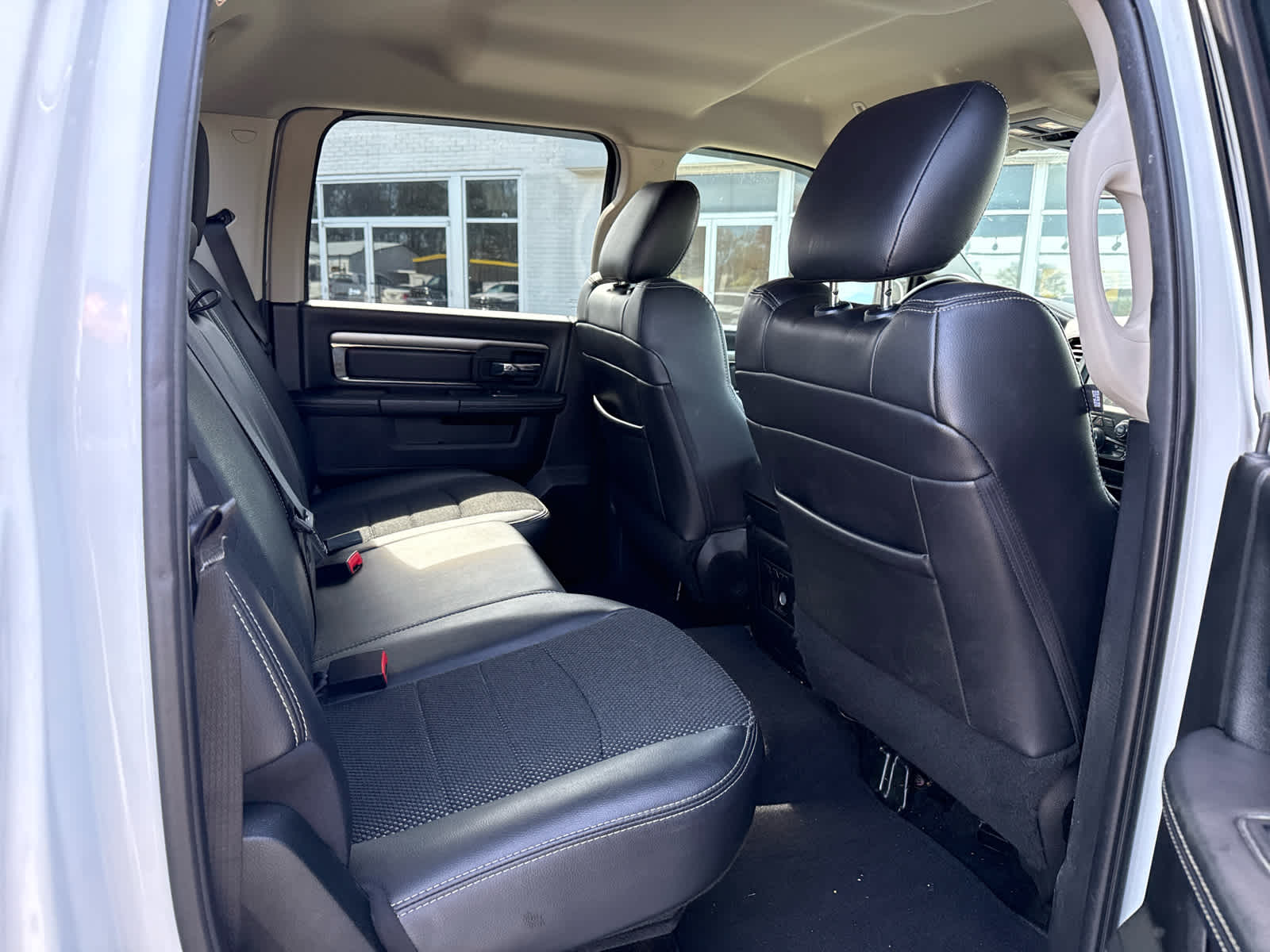 2017 RAM 1500 Night Crew Cab 4x4 5'7' Box