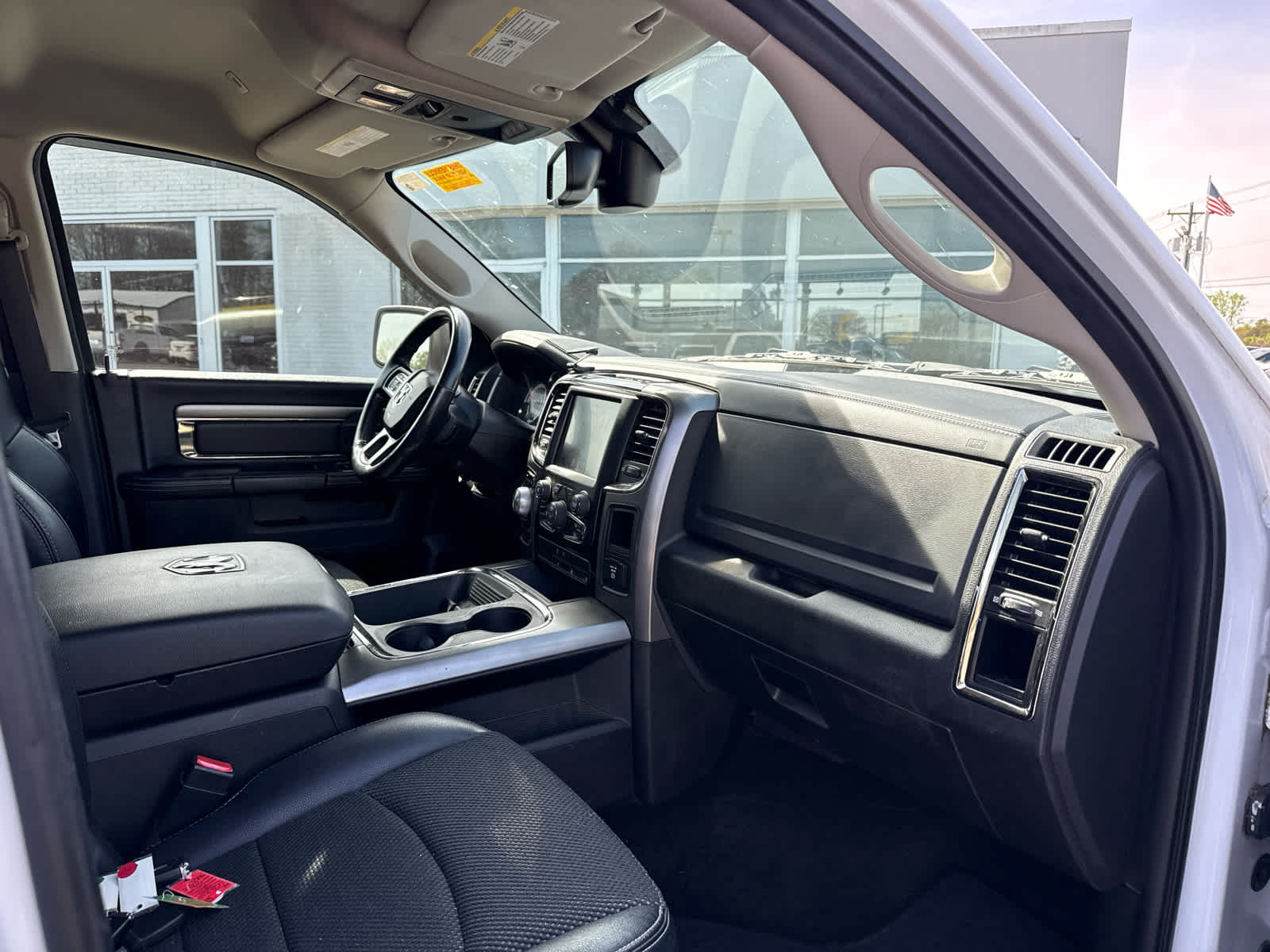 2017 RAM 1500 Night Crew Cab 4x4 5'7' Box