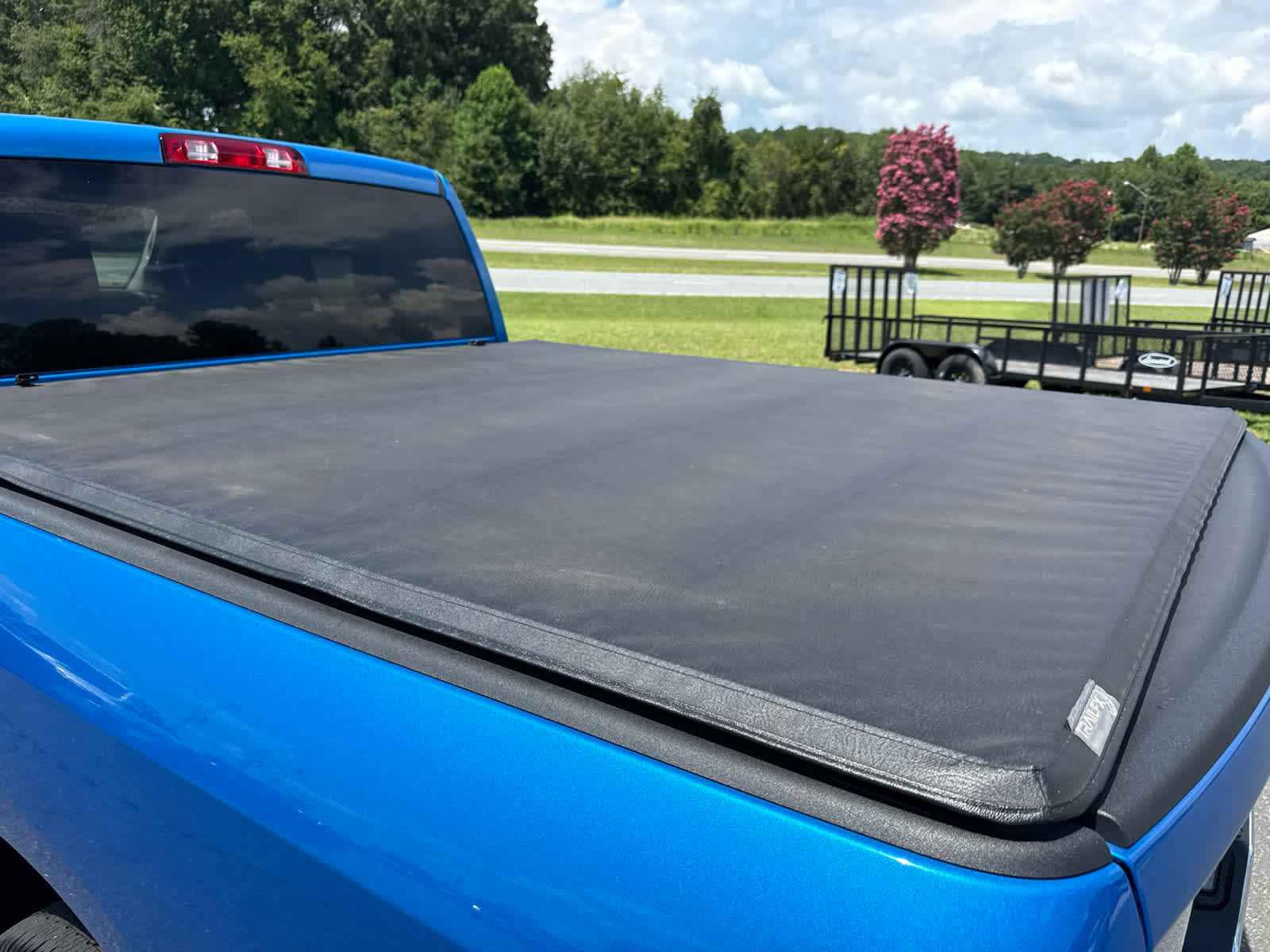 2023 RAM 1500 Classic Tradesman Crew Cab 4x4 6'4' Box